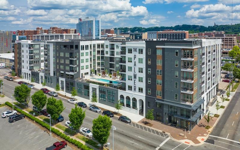 a large building with many windows